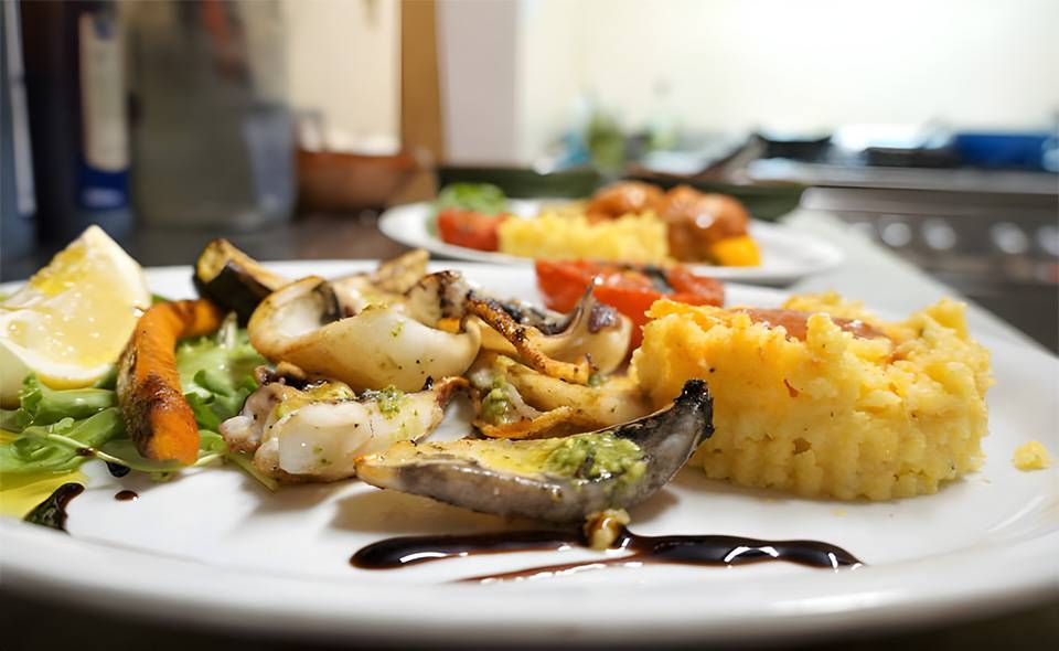 Repas de groupe - Le Refuge - Restaurant La Palme - bon restaurant PORTEL-DES-CORBIERES